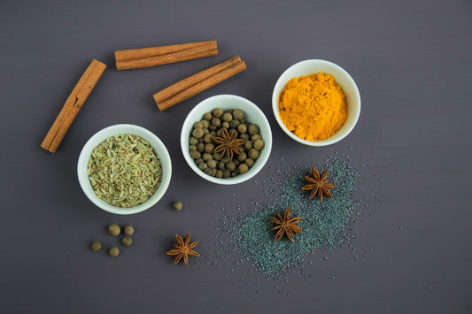 Los Secretos de las Especias: Beneficios de la Canela, Clavo, Regaliz y Más